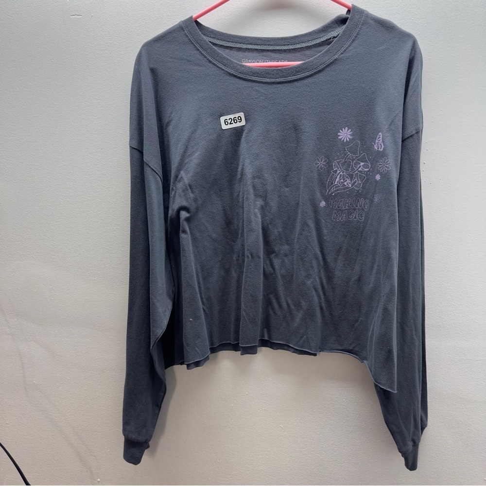 Grayson threads xlarge nwt cropped  long sleeves.